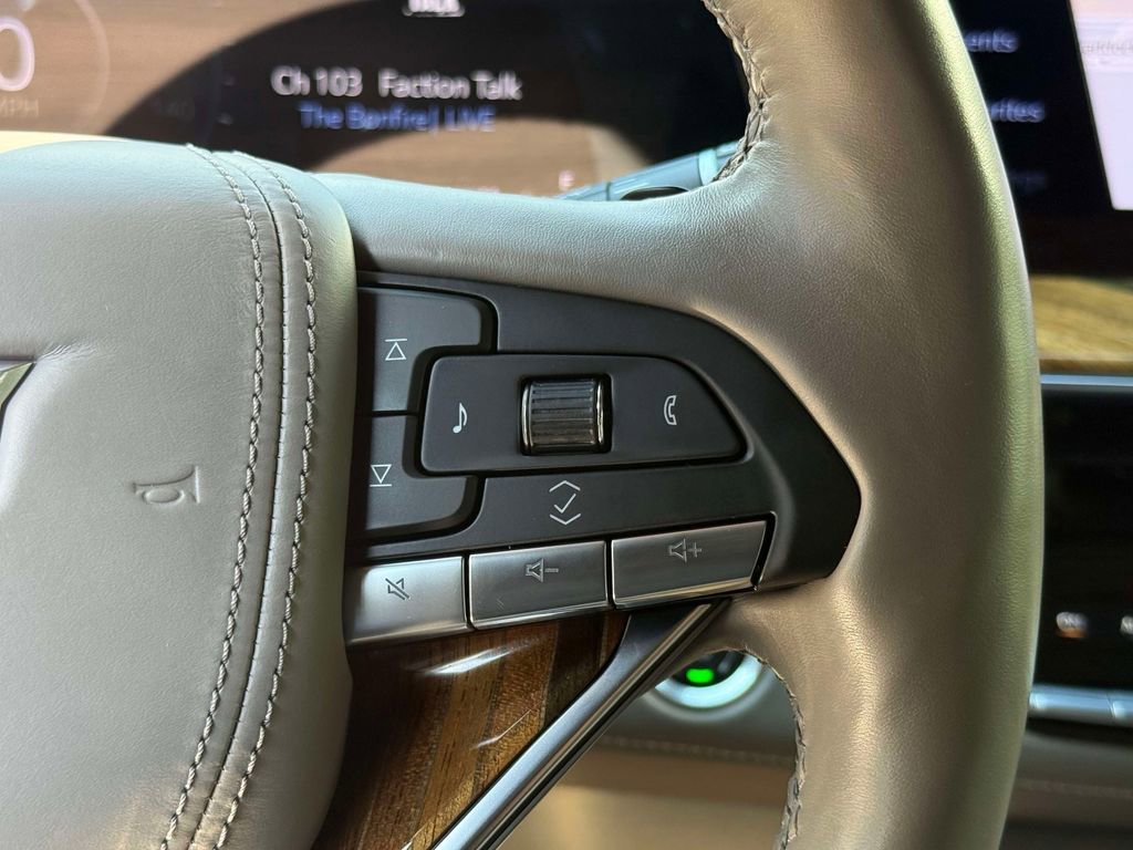 Used 2023 Cadillac Escalade Sport Platinum image 34