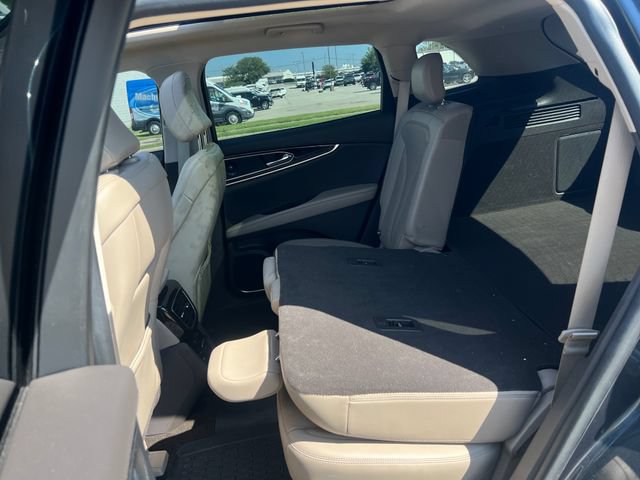 Used 2021 Lincoln Nautilus Reserve AWD/4WD image 39