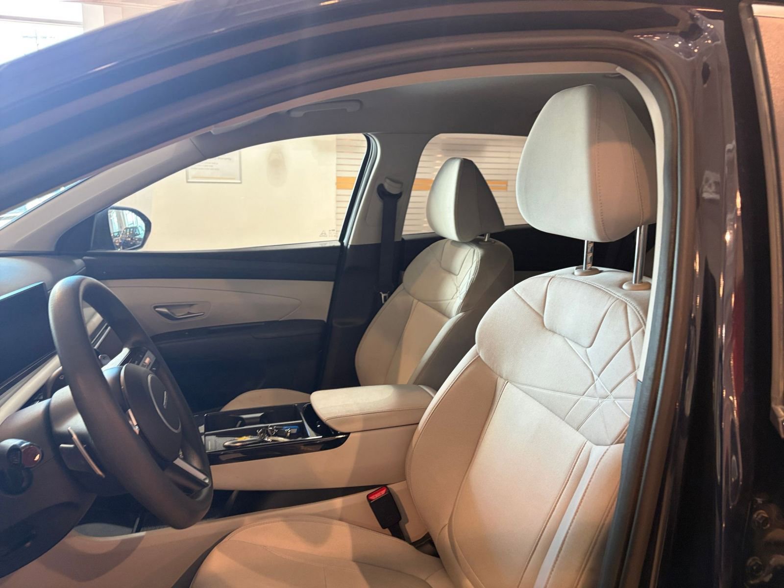 Used 2025 Hyundai Tucson Blue image 27