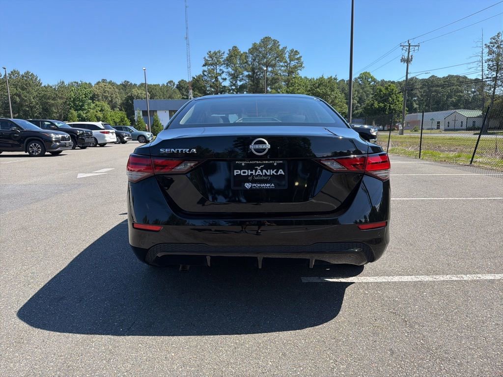 Used 2025 Nissan Sentra S FWD image 6