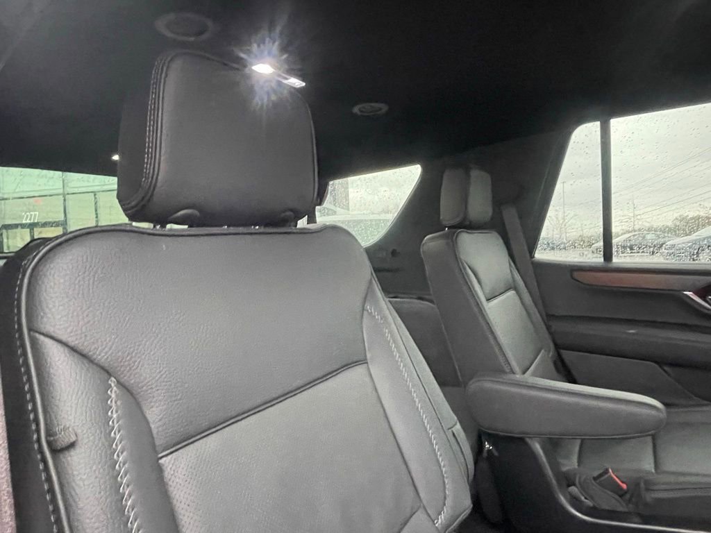 Used 2025 GMC Yukon Denali image 27