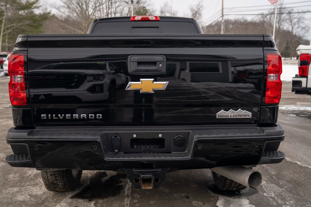 Used 2019 Chevrolet Silverado 2500 High Country w/ Duramax Plus Package image 5