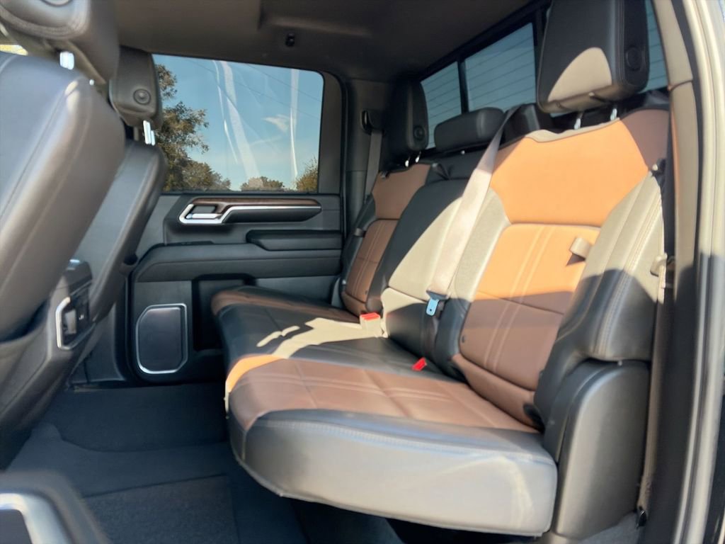 Certified 2024 Chevrolet Silverado 2500 High Country w/ High Country Premium Package image 28