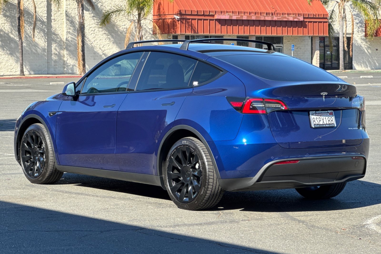 Used 2020 Tesla Model Y Long Range image 5