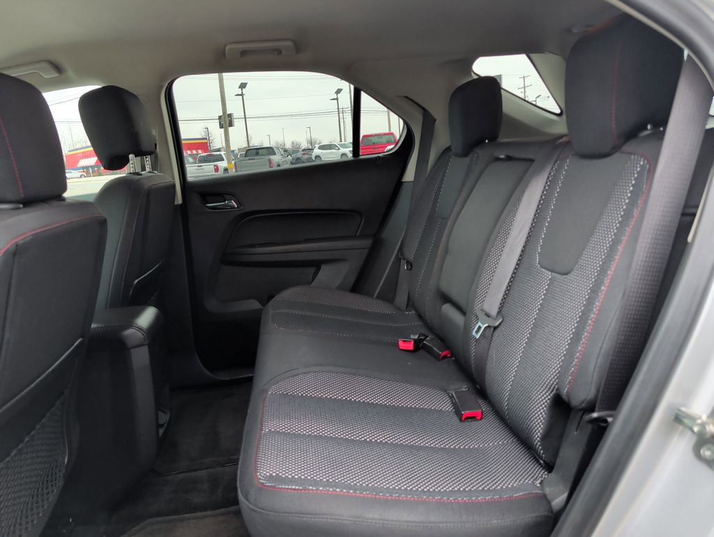 Used 2017 Chevrolet Equinox LT w/ Convenience Package image 19