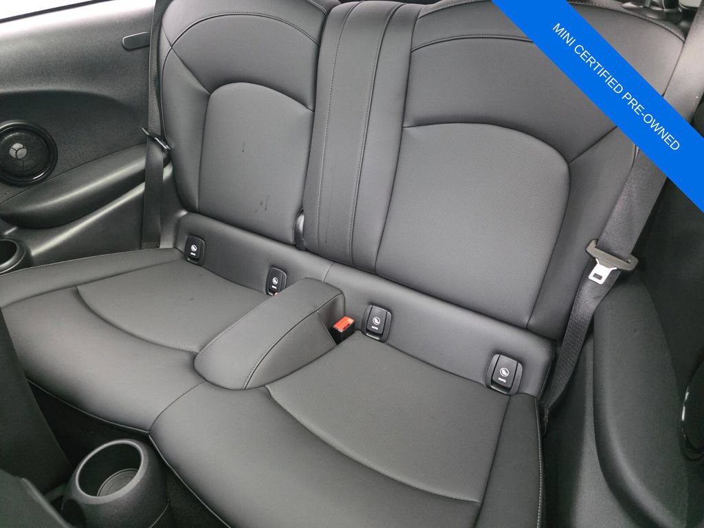Used 2024 MINI Cooper SE FWD image 13