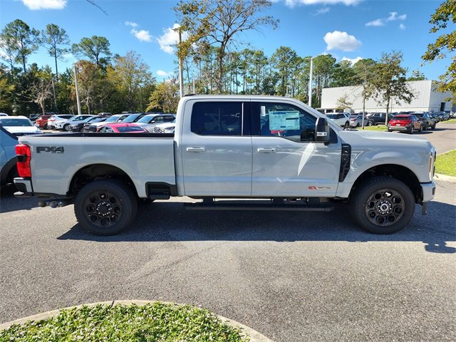 New 2026 Ford F350 4x4 Crew Cab Super Duty image 2