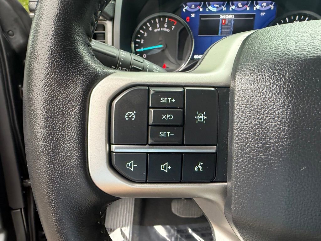 Used 2024 Ford Expedition XLT image 25
