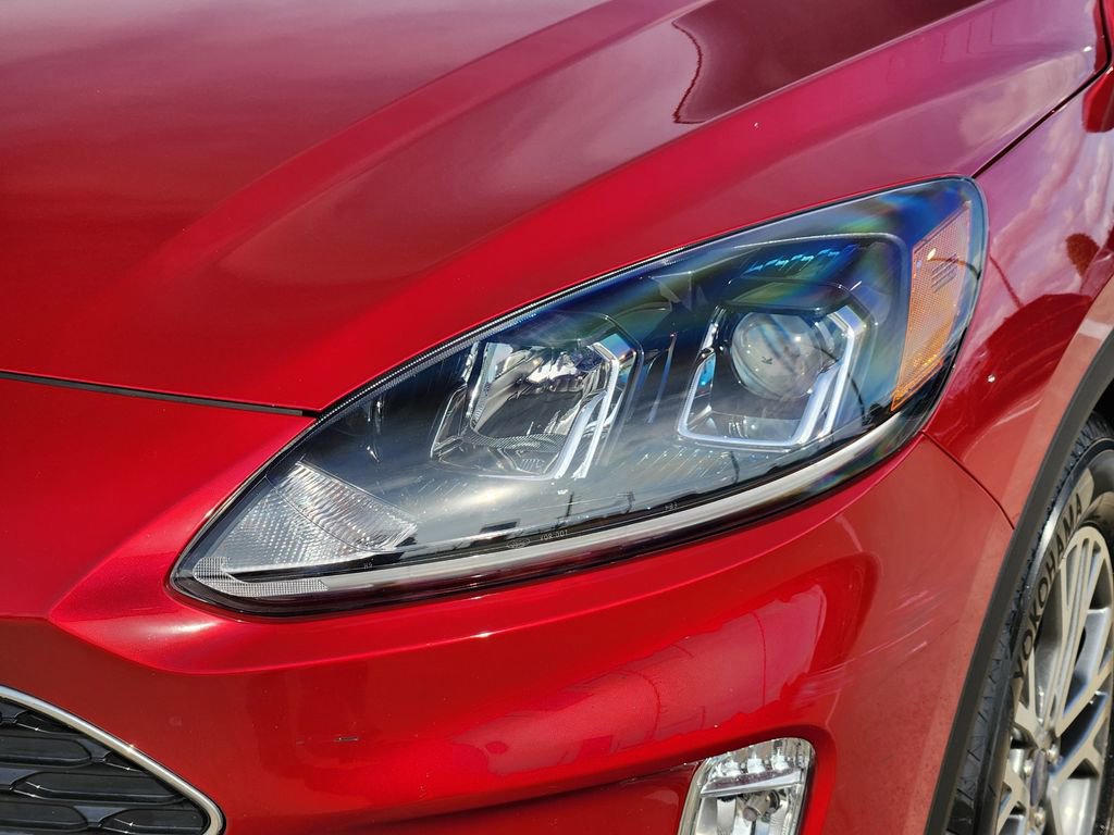 Used 2022 Ford Escape SEL w/ Technology Package FWD image 9