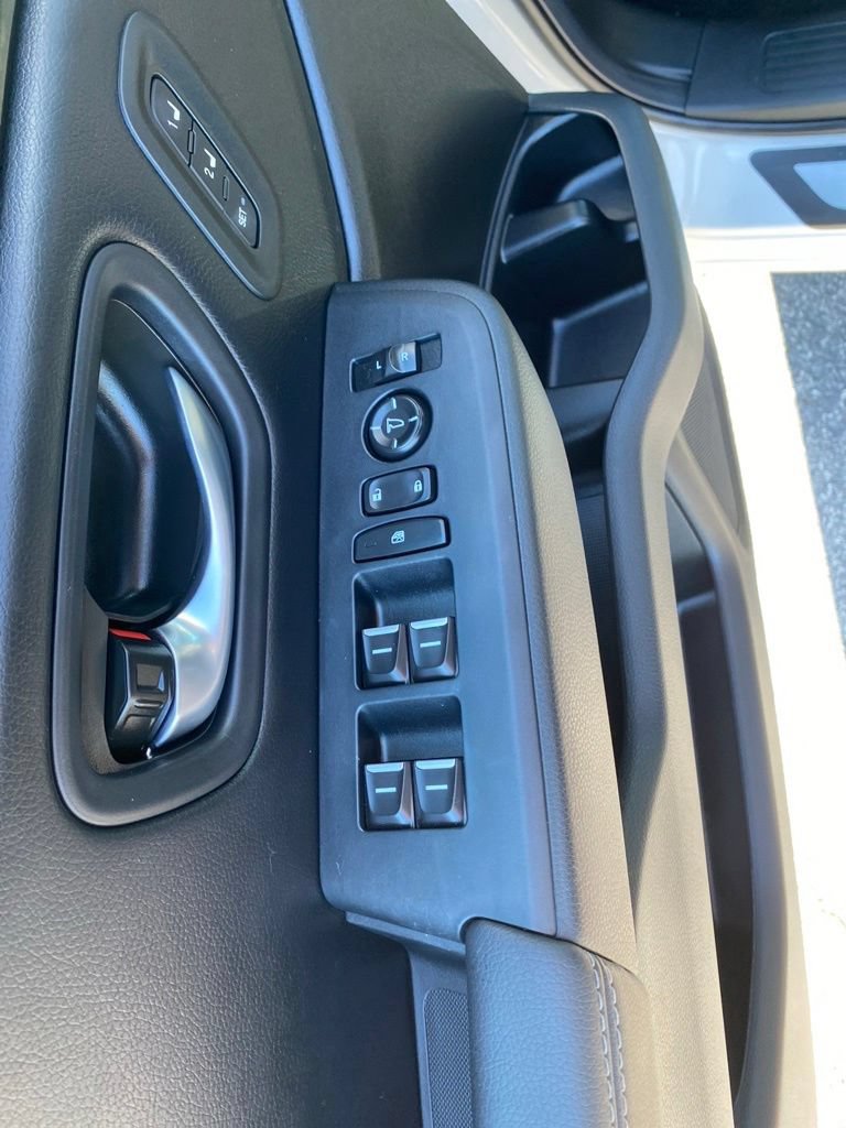 Certified 2025 Honda Pilot Touring image 22