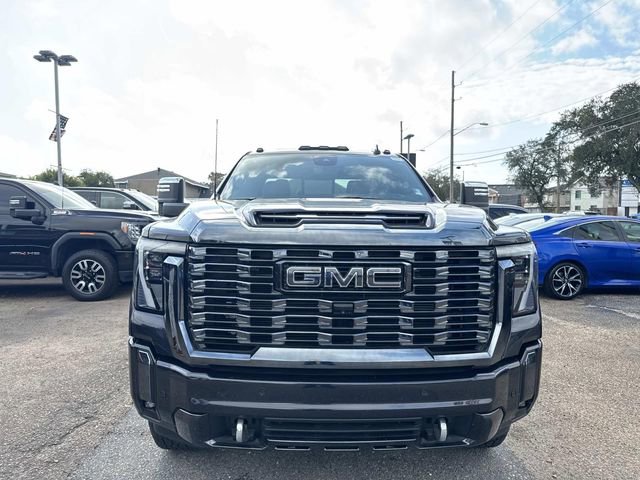 Used 2024 GMC Sierra 2500 Denali Ultimate image 2