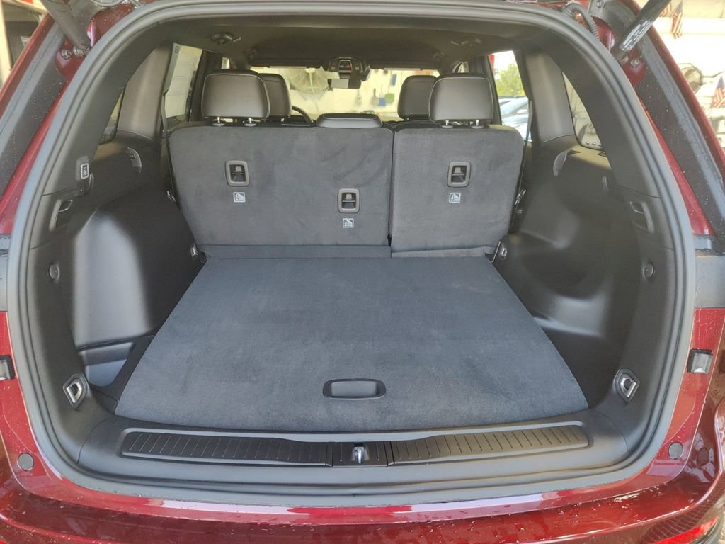 New 2025 Jeep Grand Cherokee Altitude image 31