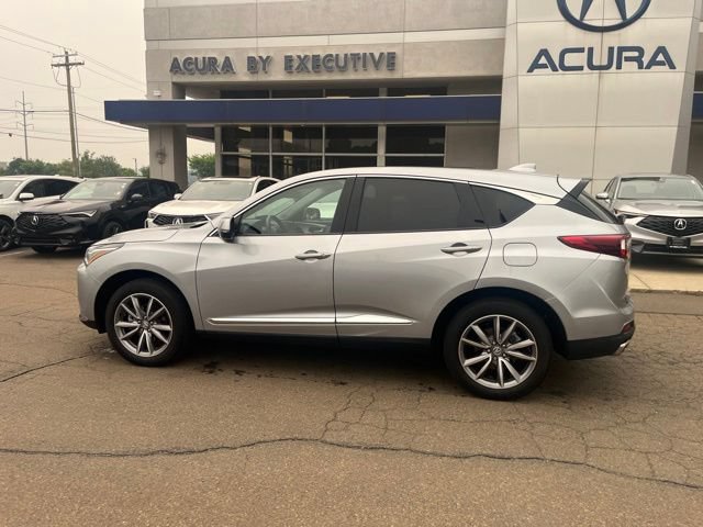 Used 2023 Acura RDX AWD w/ Technology Package image 4