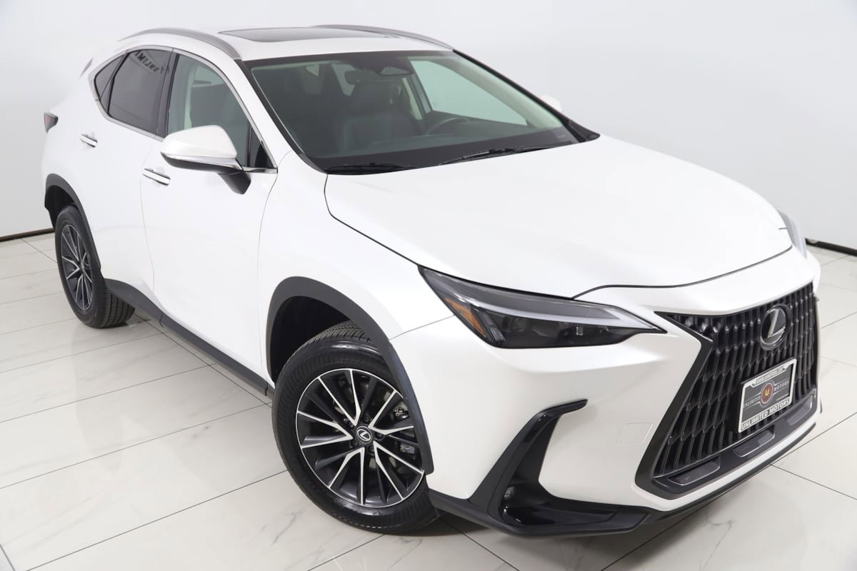 Used 2024 Lexus NX 250 FWD w/ Cold Area Package image 18