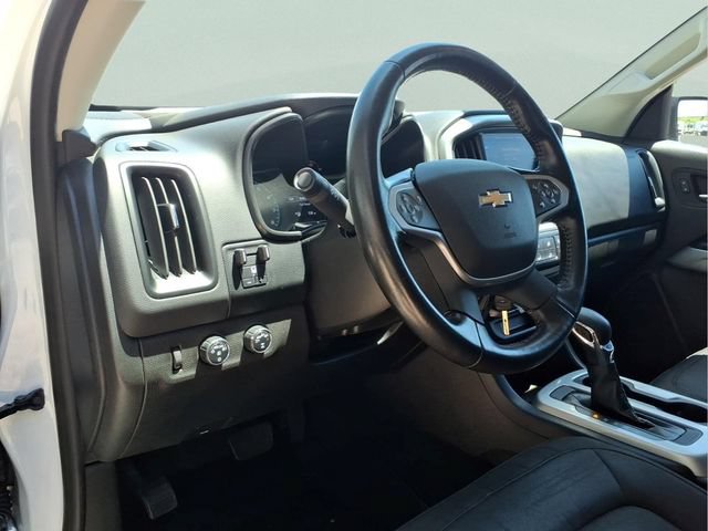Used 2022 Chevrolet Colorado LT w/ Safety Package AWD/4WD image 13
