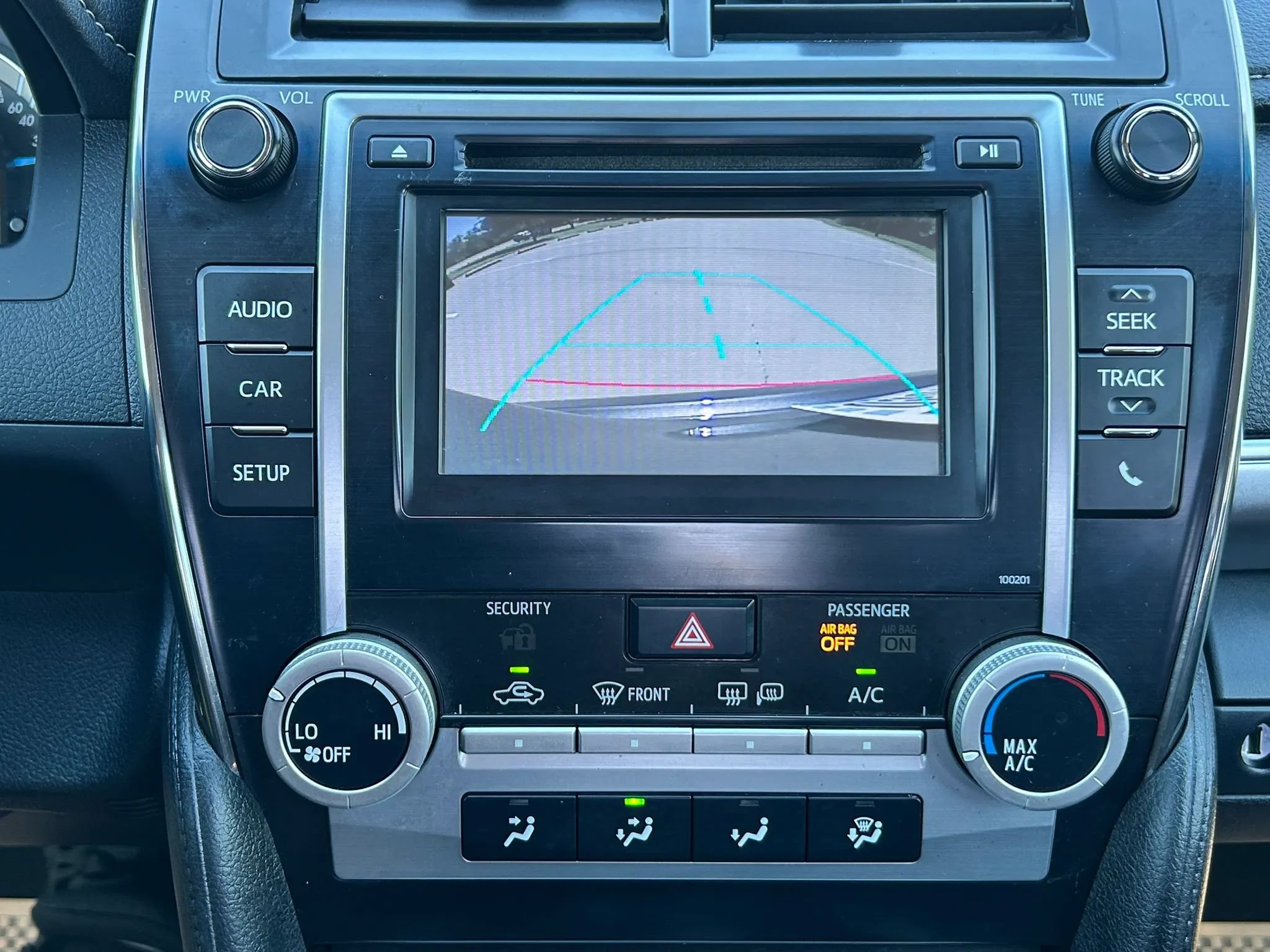 Used 2014 Toyota Camry SE FWD image 21