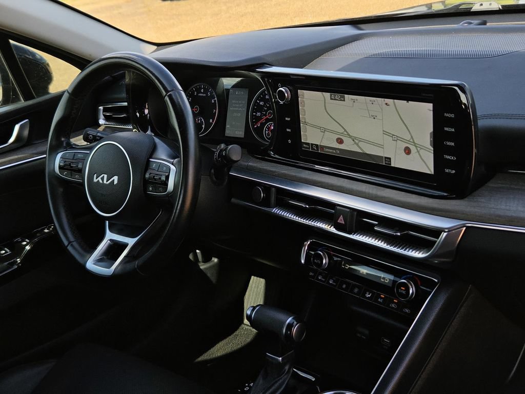 Used 2024 Kia K5 EX FWD image 35
