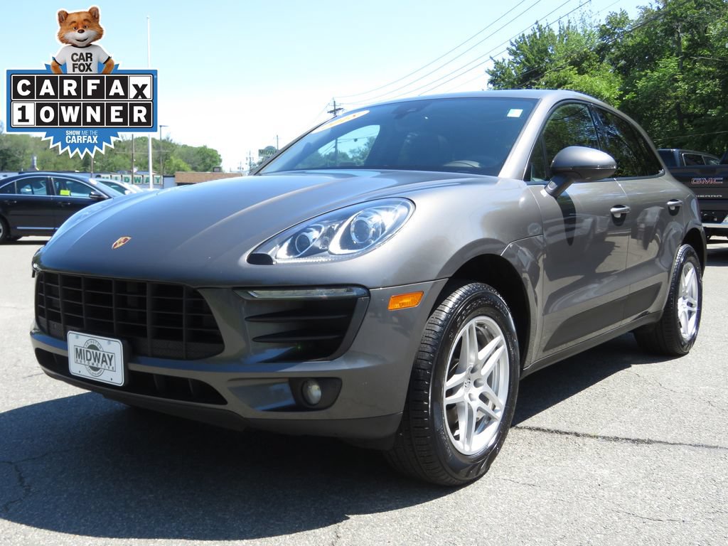 Used 2018 Porsche Macan Sport Edition AWD/4WD image 1