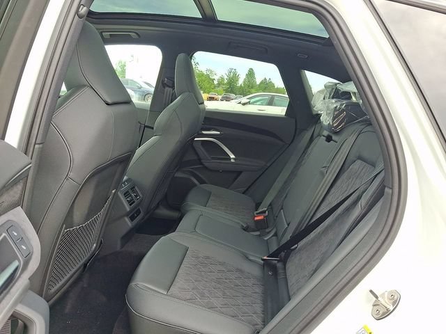 New 2026 Audi SQ5 Premium Plus AWD/4WD image 6