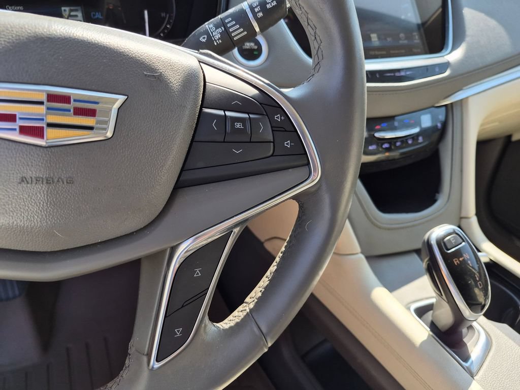Used 2019 Cadillac XT5 Premium Luxury FWD image 14