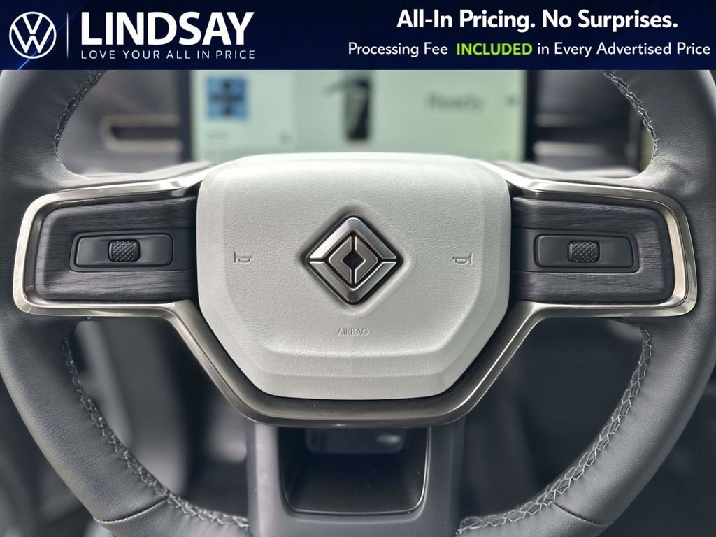 Used 2025 Rivian R1S Adventure AWD/4WD image 21