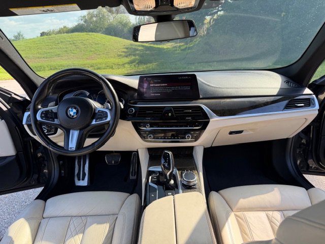 Used 2018 BMW 530i w/ M Sport Package RWD image 16