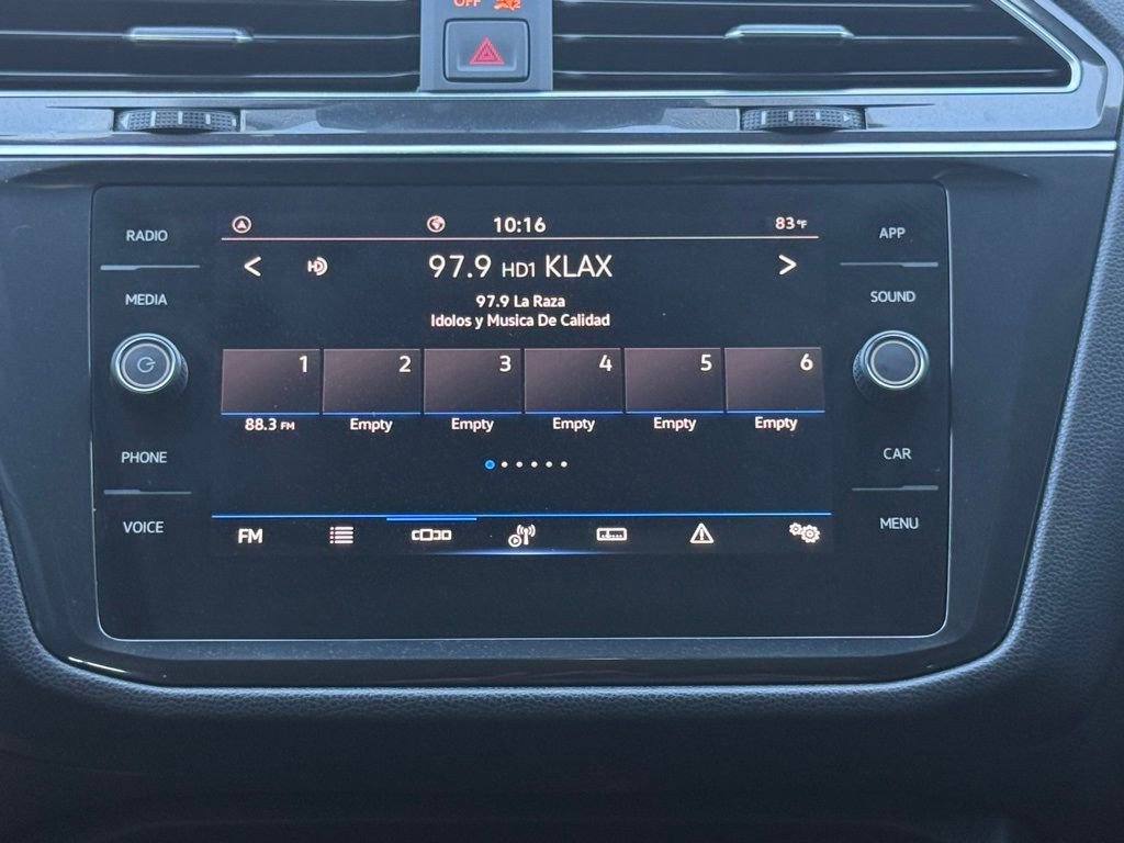 Used 2023 Volkswagen Tiguan SE R-Line image 18