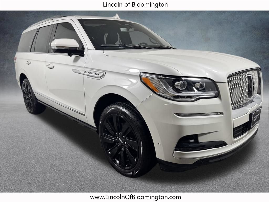 Certified 2023 Lincoln Navigator Reserve AWD/4WD image 9