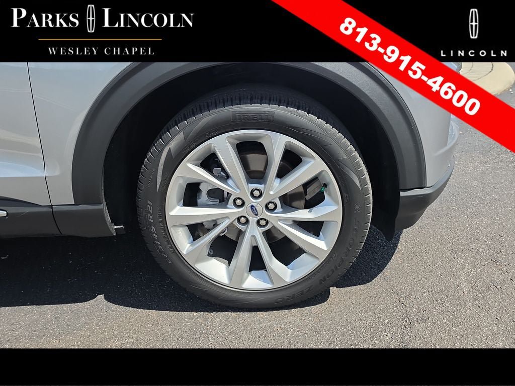 Used 2023 Ford Explorer Platinum w/ Technology Package AWD/4WD image 34