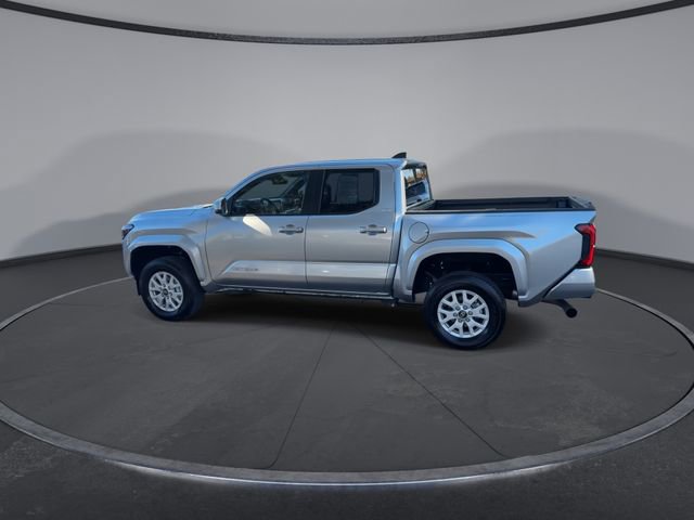 Used 2025 Toyota Tacoma SR5 image 11
