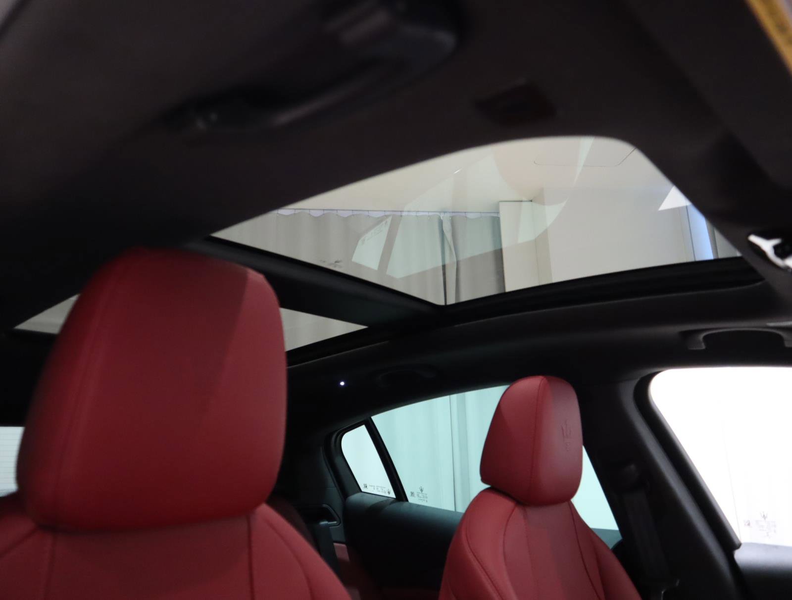 Used 2023 Maserati Grecale Modena image 20