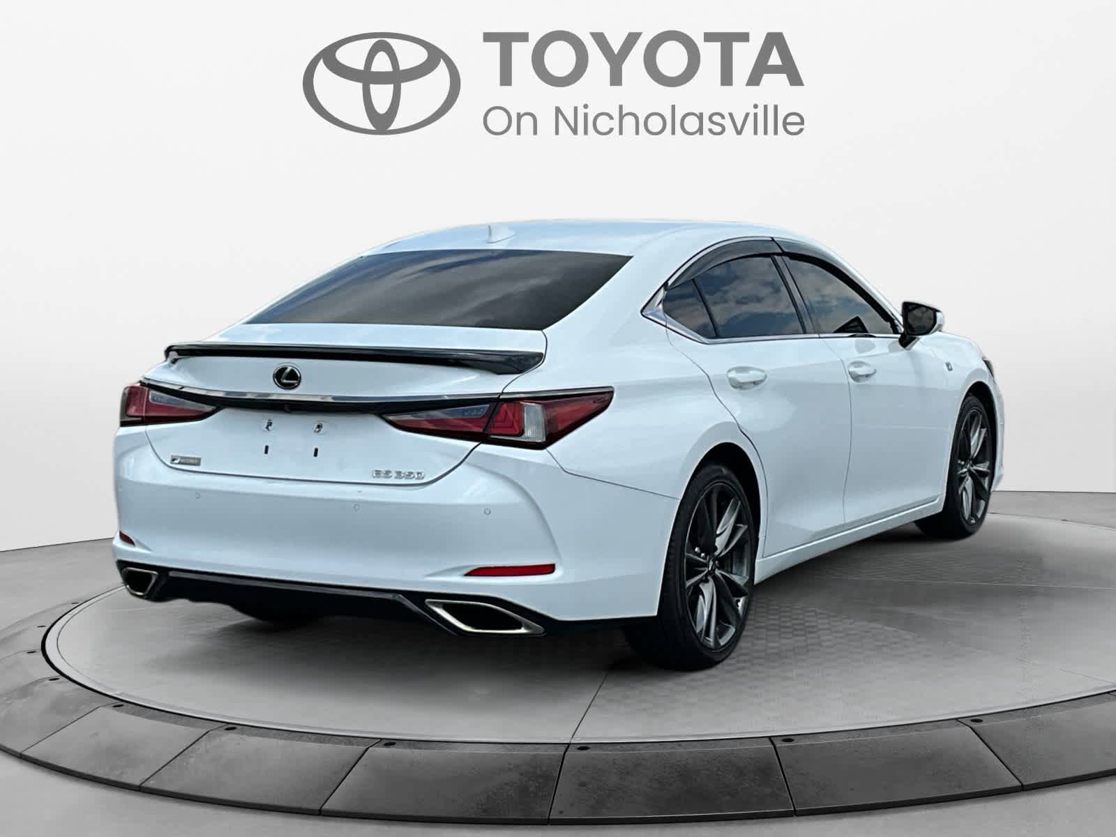 Used 2019 Lexus ES 350 F Sport w/ Accessory Package 2 FWD image 6