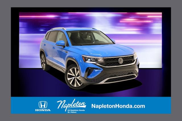 Used 2022 Volkswagen Taos SE image 1