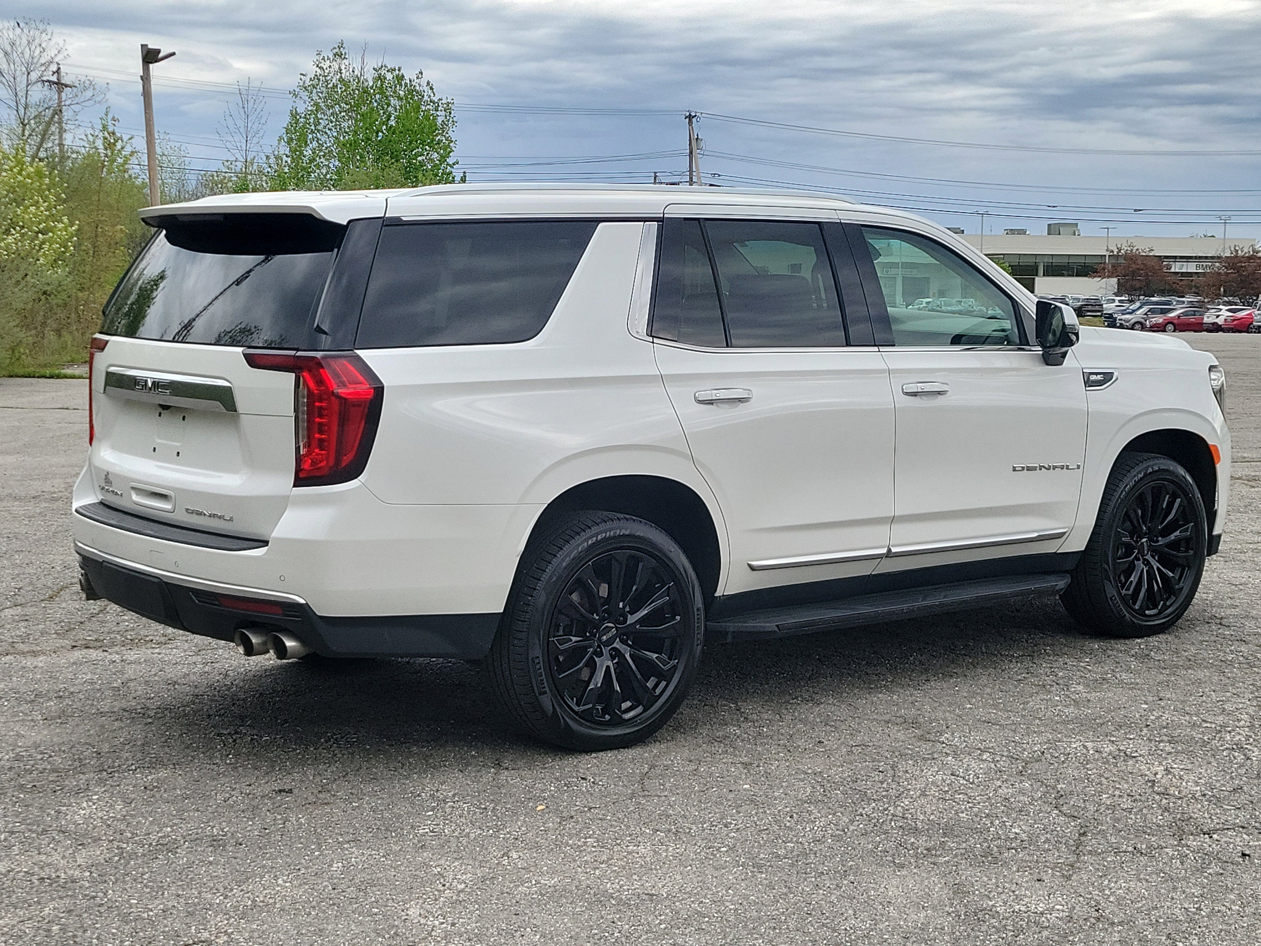 Used 2021 GMC Yukon Denali AWD/4WD image 5