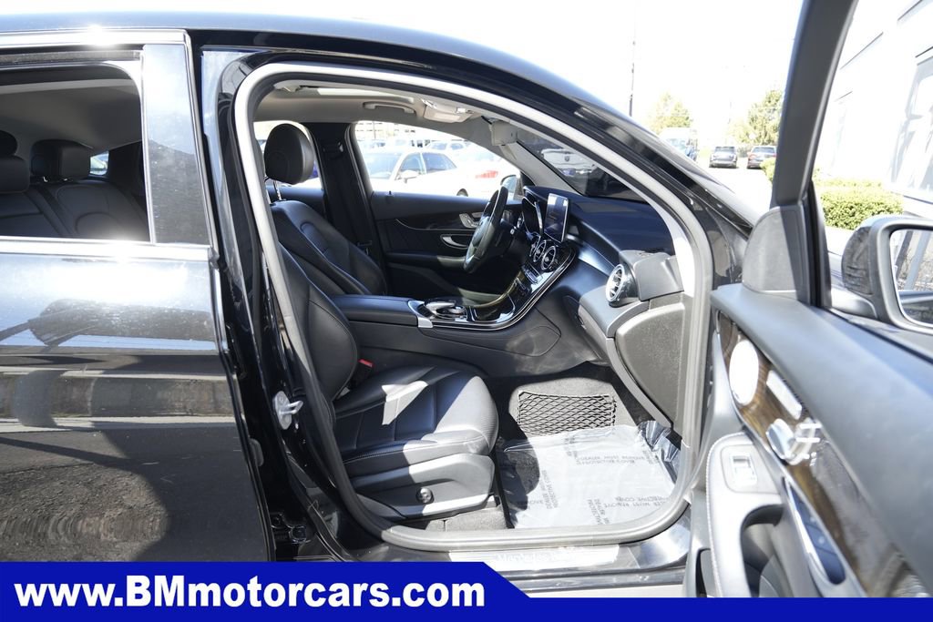 Used 2018 Mercedes-Benz GLC 300 4MATIC Coupe image 34