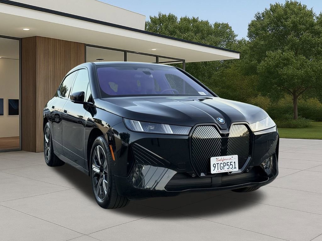 Used 2026 BMW iX xDrive45 image 4