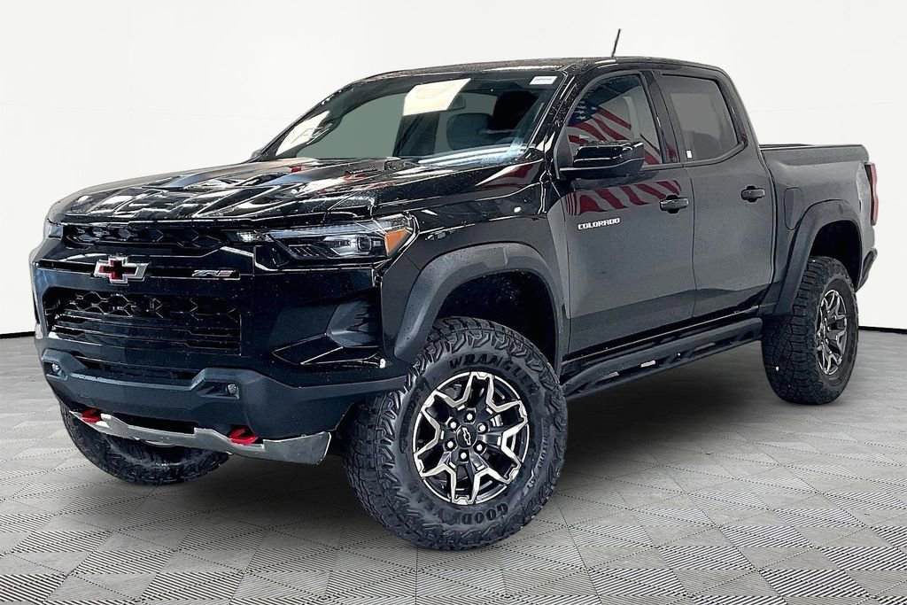 New 2026 Chevrolet Colorado ZR2 w/ Technology Package AWD/4WD image 1