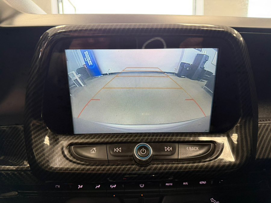 Used 2018 Chevrolet Camaro SS image 36