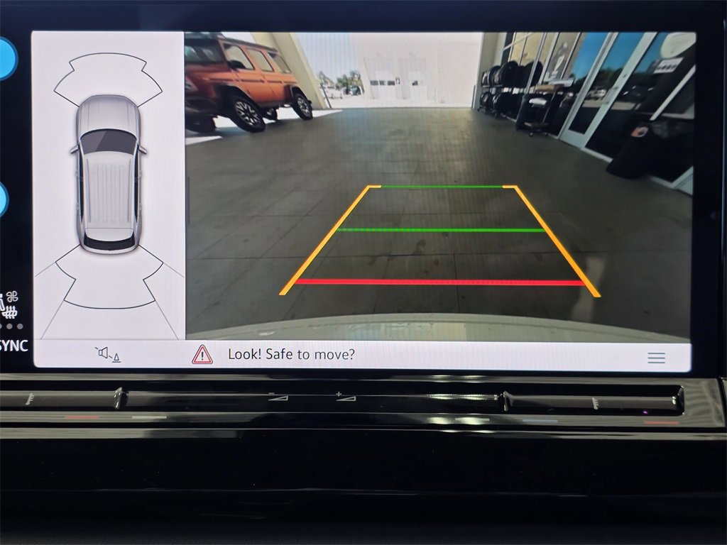 New 2026 Volkswagen Atlas Cross Sport SEL R-Line image 15