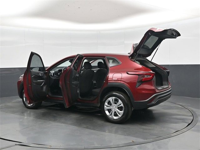 Used 2024 Chevrolet Trax LS image 47
