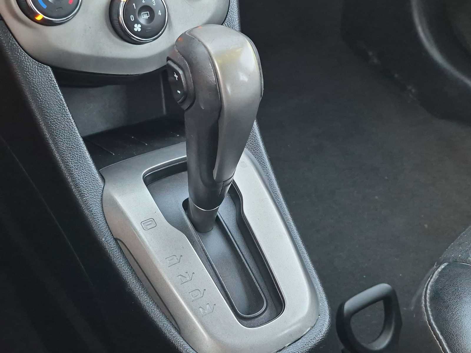Used 2015 Chevrolet Sonic LTZ FWD image 35