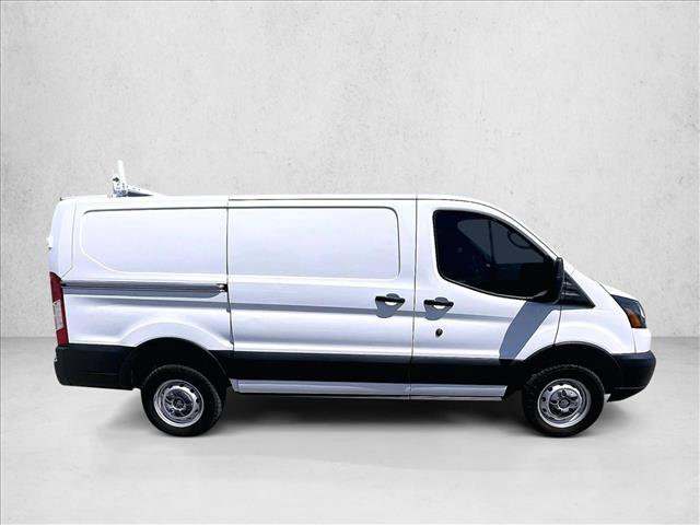 Used 2019 Ford Transit 250 130 Low Roof image 5