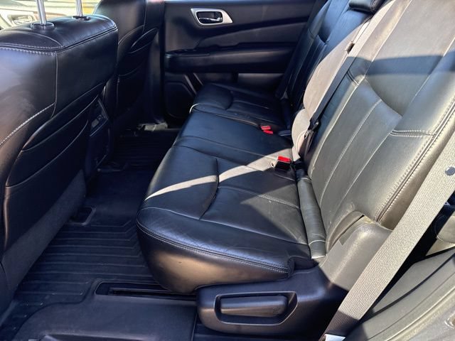 Used 2013 Nissan Pathfinder SL w/ Trailer Tow Pkg FWD image 17