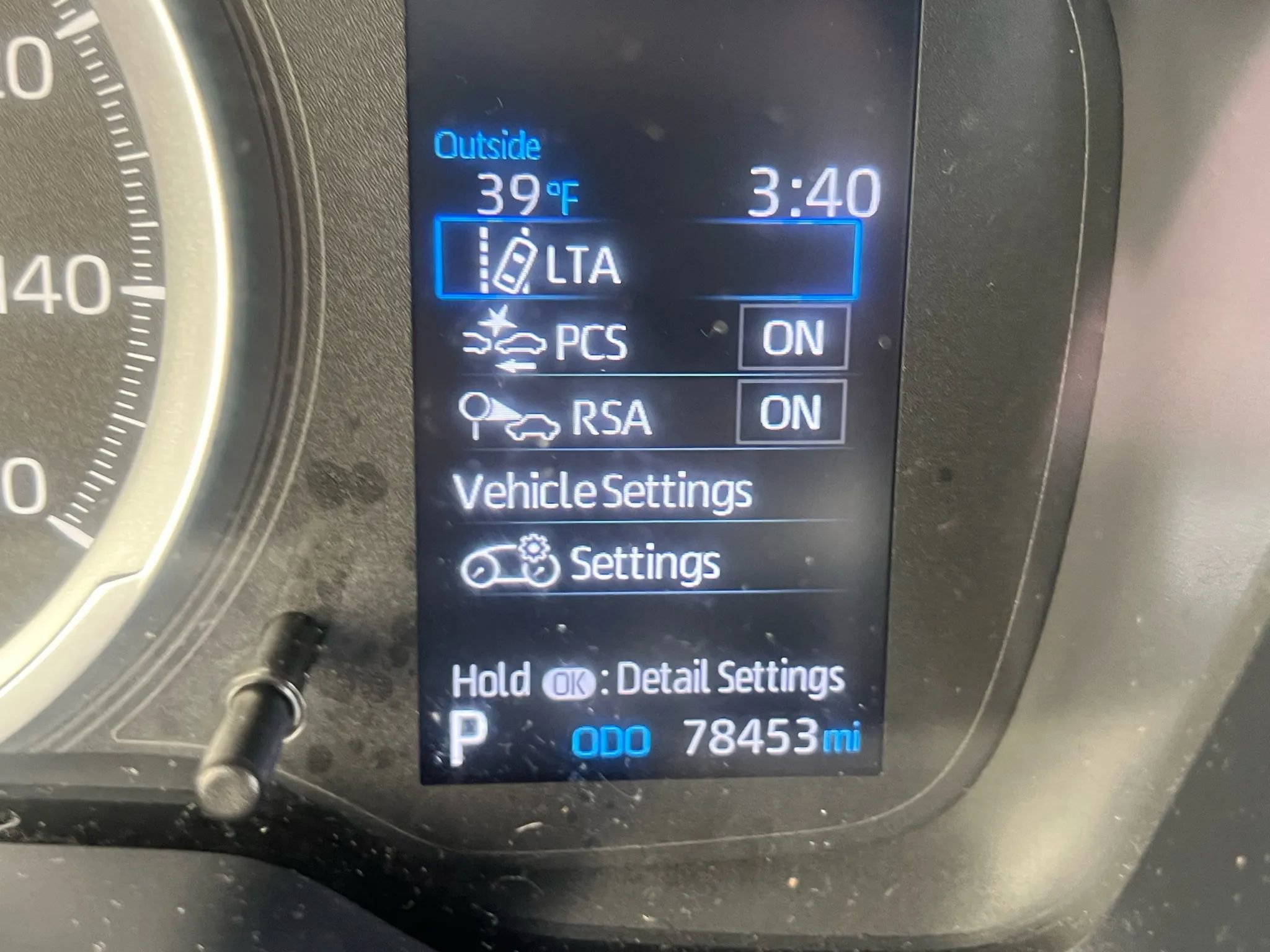 Used 2022 Toyota Corolla LE image 12