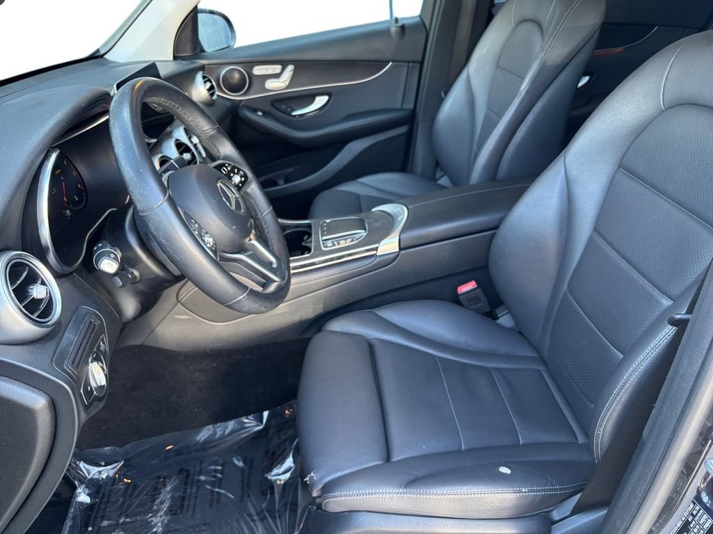 Used 2021 Mercedes-Benz GLC 300 w/ Premium Package image 10