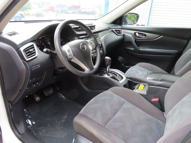 Used 2016 Nissan Rogue SV AWD/4WD image 17