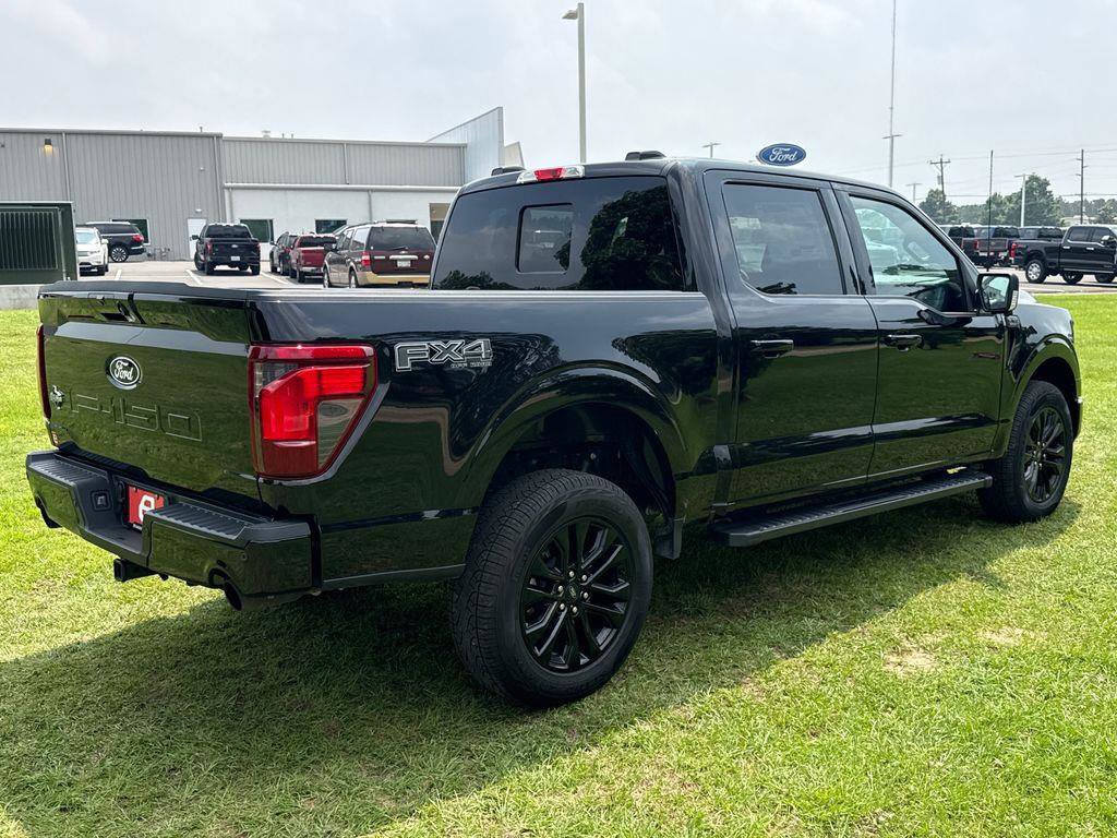 New 2026 Ford F150 XLT w/ Equipment Group 302A MID AWD/4WD image 9