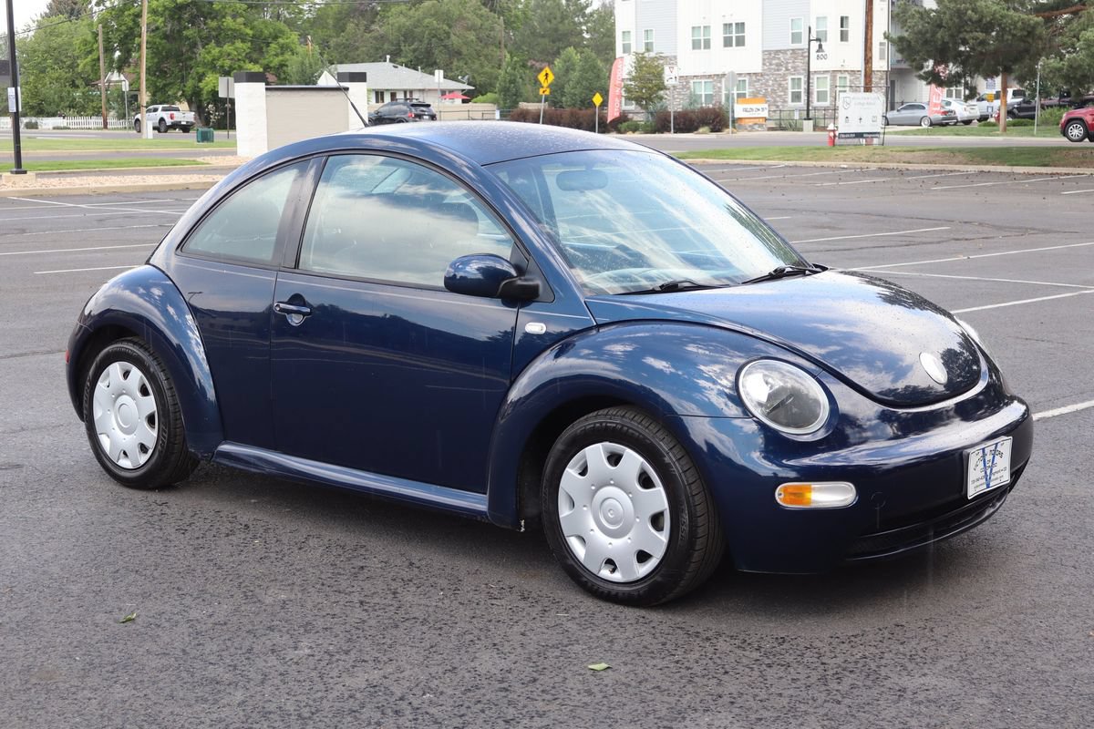 Used 2003 Volkswagen Beetle GL FWD image 2