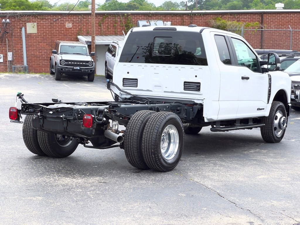 New 2026 Ford F350 XL w/ XL Chrome Package AWD/4WD image 6