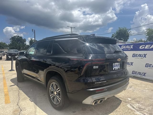 Used 2024 Chevrolet Traverse LT w/ LPO, Floor Liner Package FWD image 12